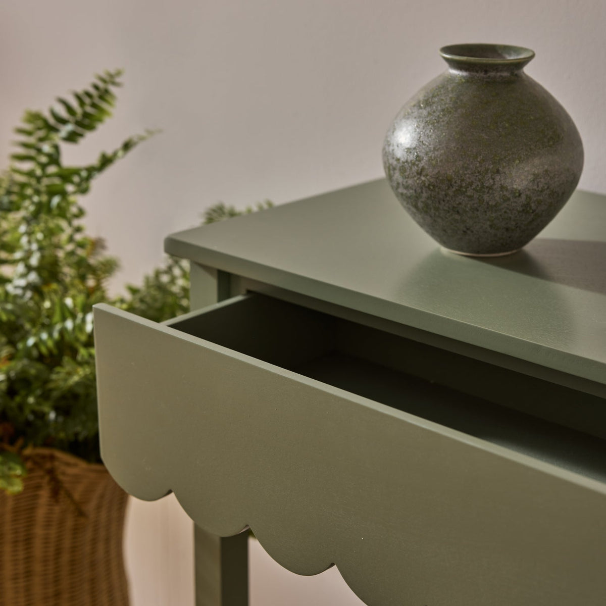 Lucille Sage Scallop Console Table - Sage Green