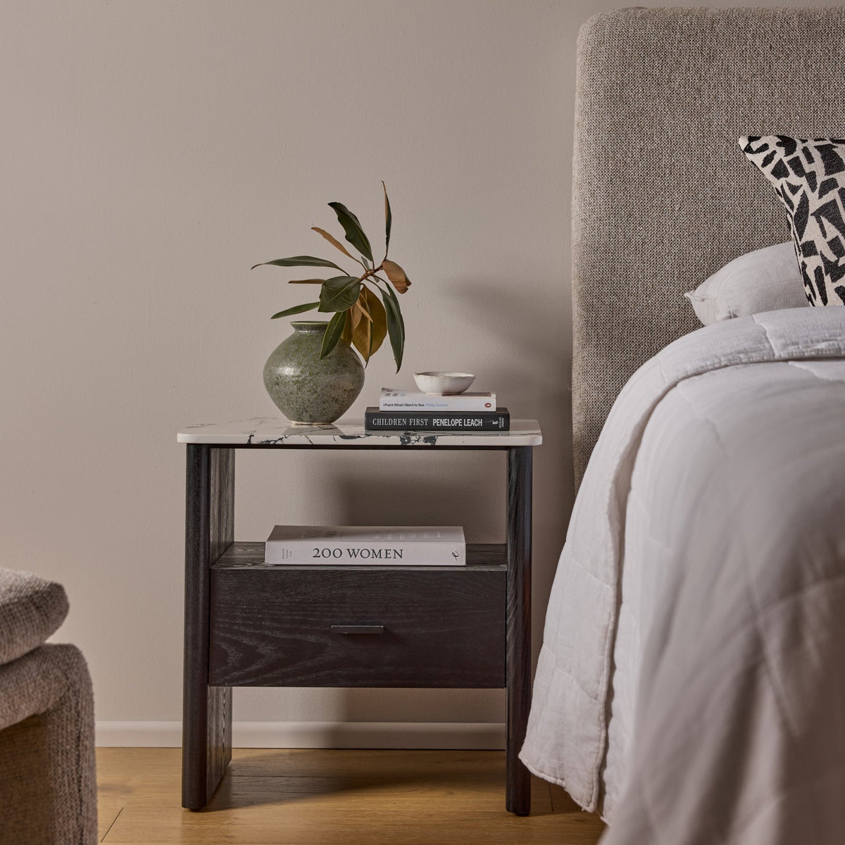 Oscar B/W Black Bedside Table