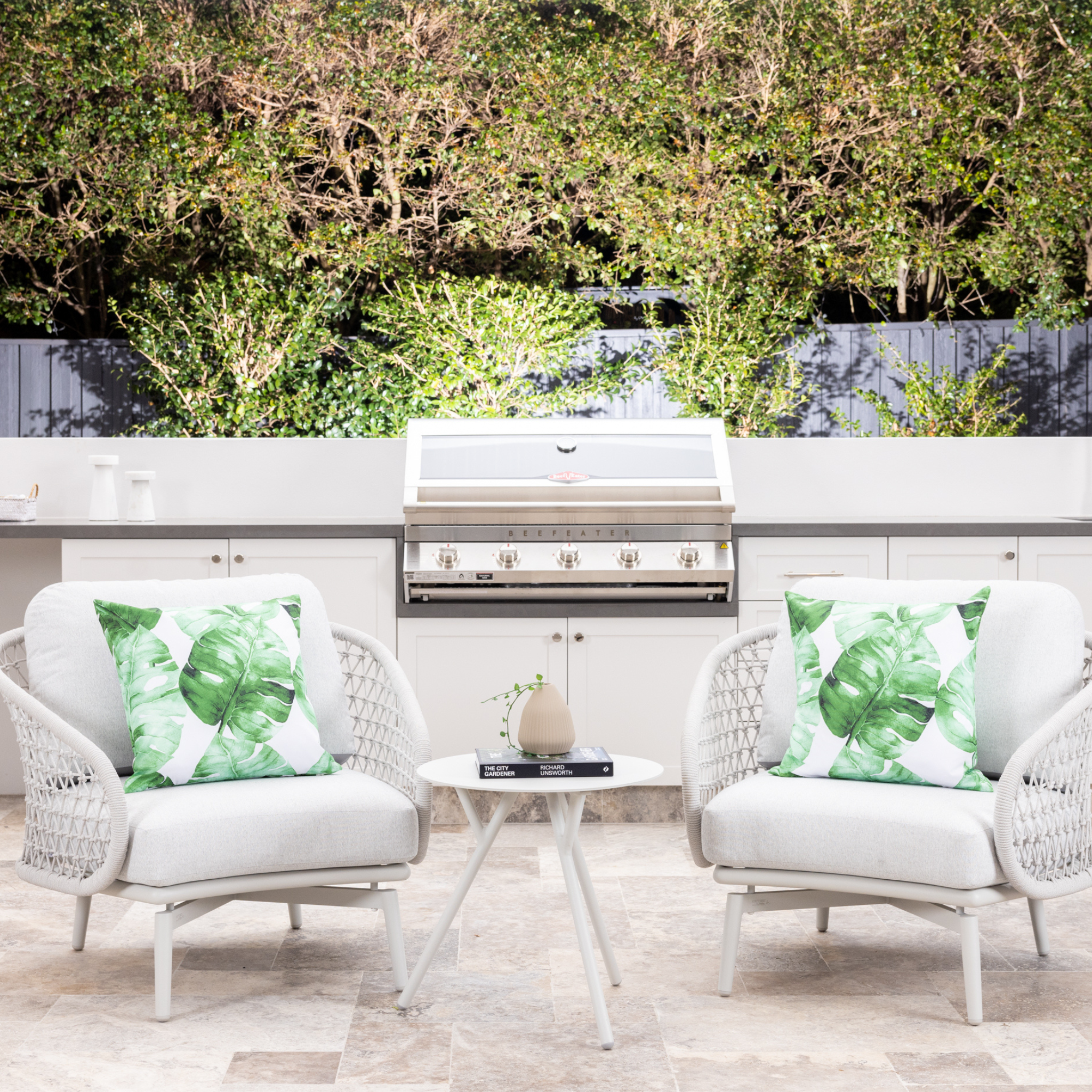 Verona Outdoor Lounge Chair - Light Grey