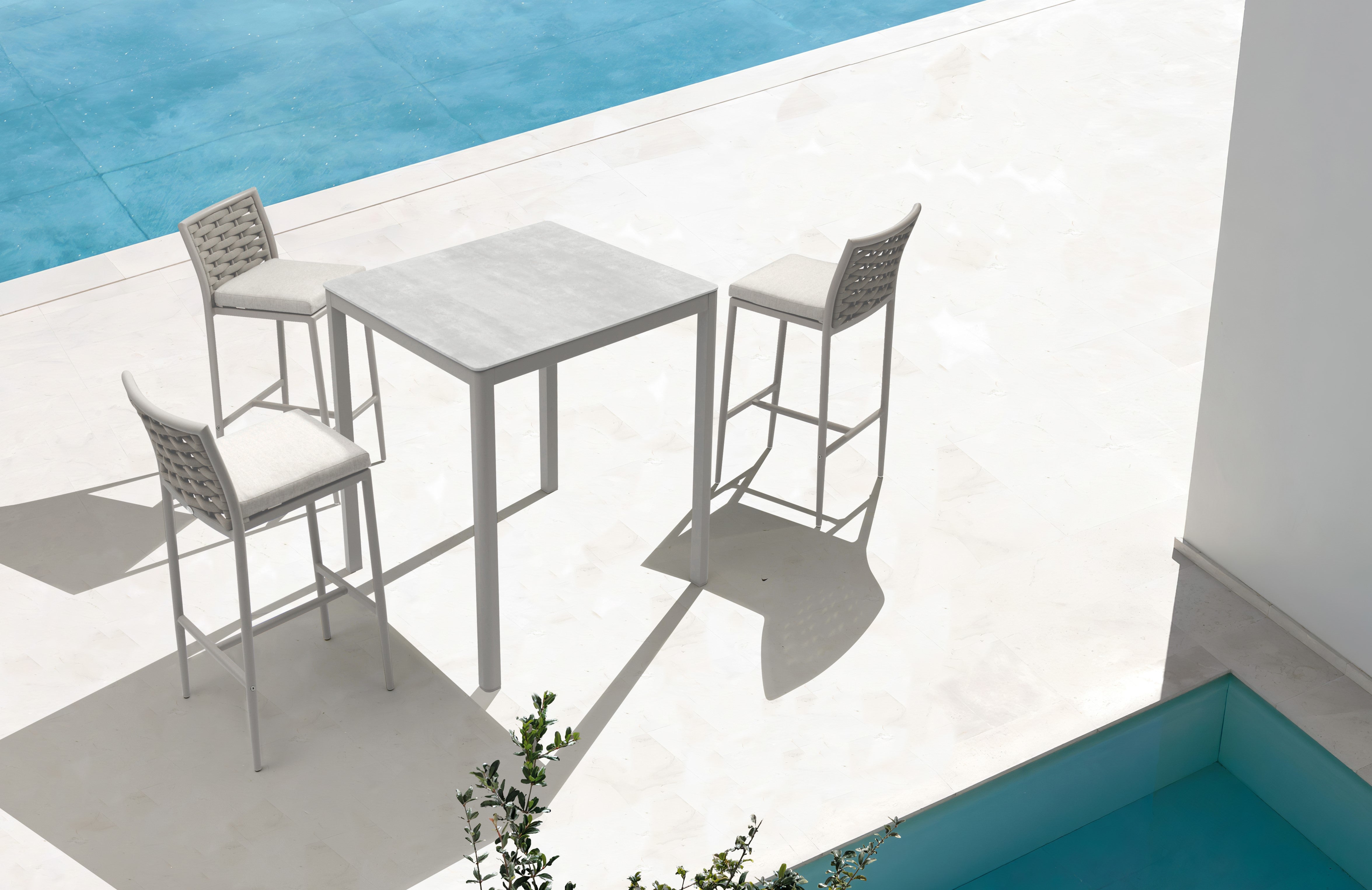 From day to night:  Outdoor Furniture for Versatile Spaces and Creating the Perfect Space for Summer Parties - Olan Living