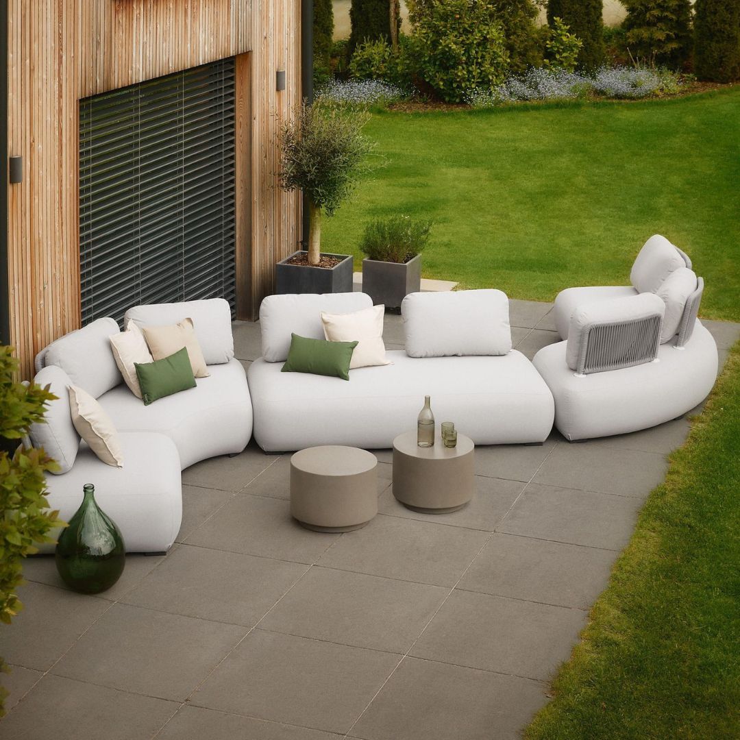 Colour blocking in outdoor furniture- Colour Blocking is not just for clothes - Olan Living