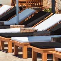 Choosing Teak Sunloungers - Olan Living