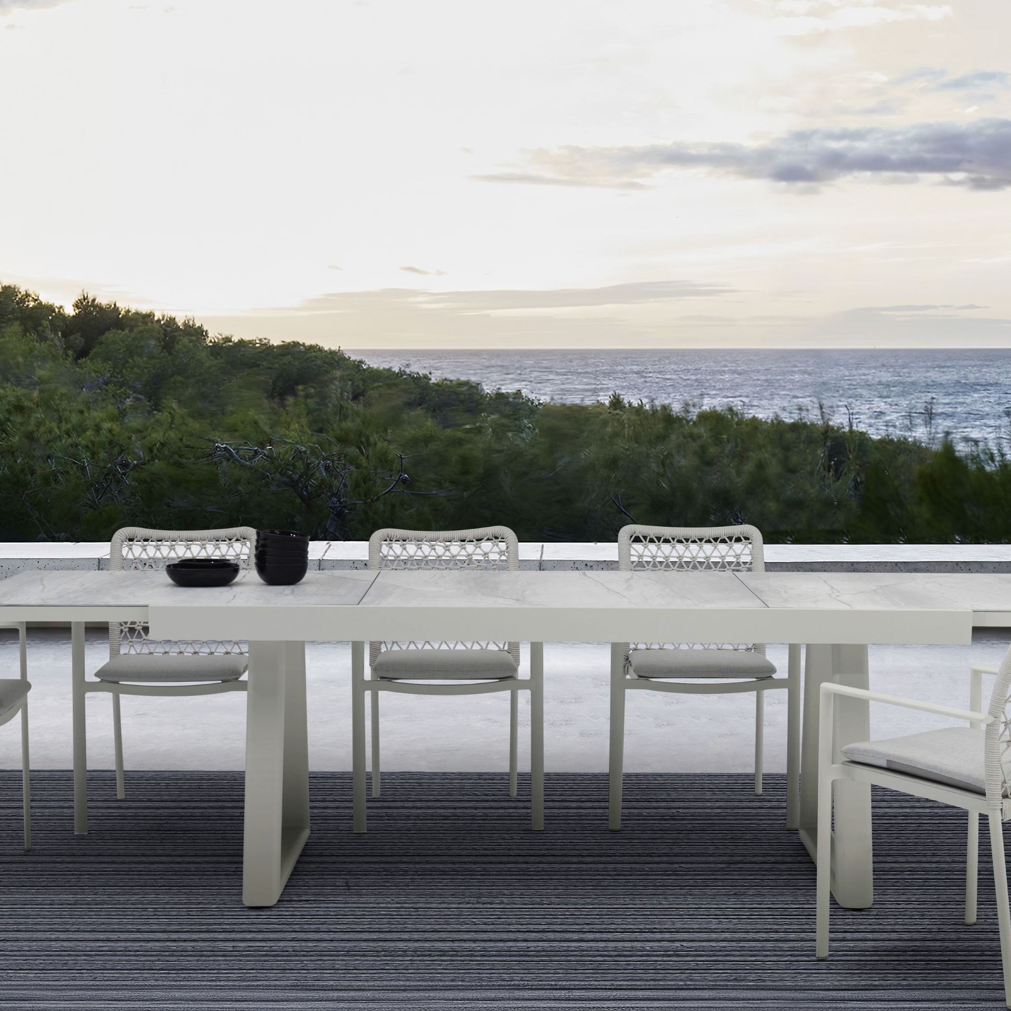 Versatile Dining Solutions: Exploring the Benefits of Outdoor Extendable Dining Tables - Olan Living
