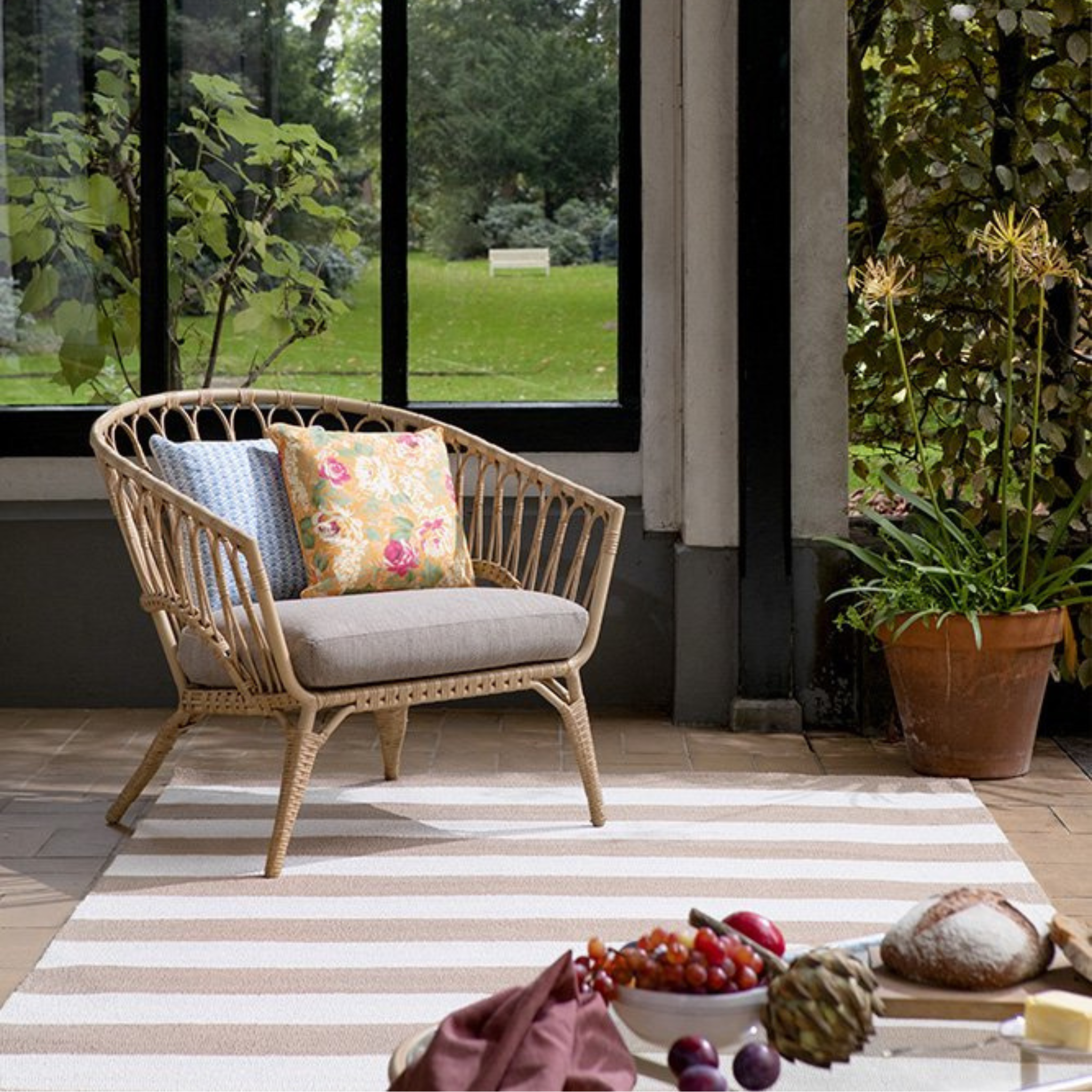 LAURA ASHLEY LILLE PALE OCHRE OUTDOOR
